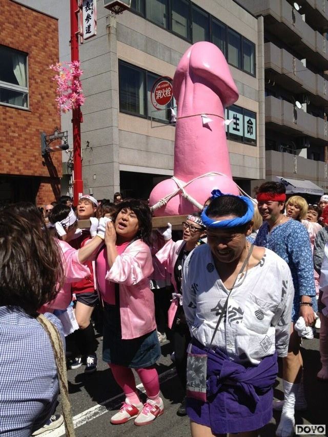 日本男根节,日本传统节日完爆中国！铁男根祭现场图集欣赏